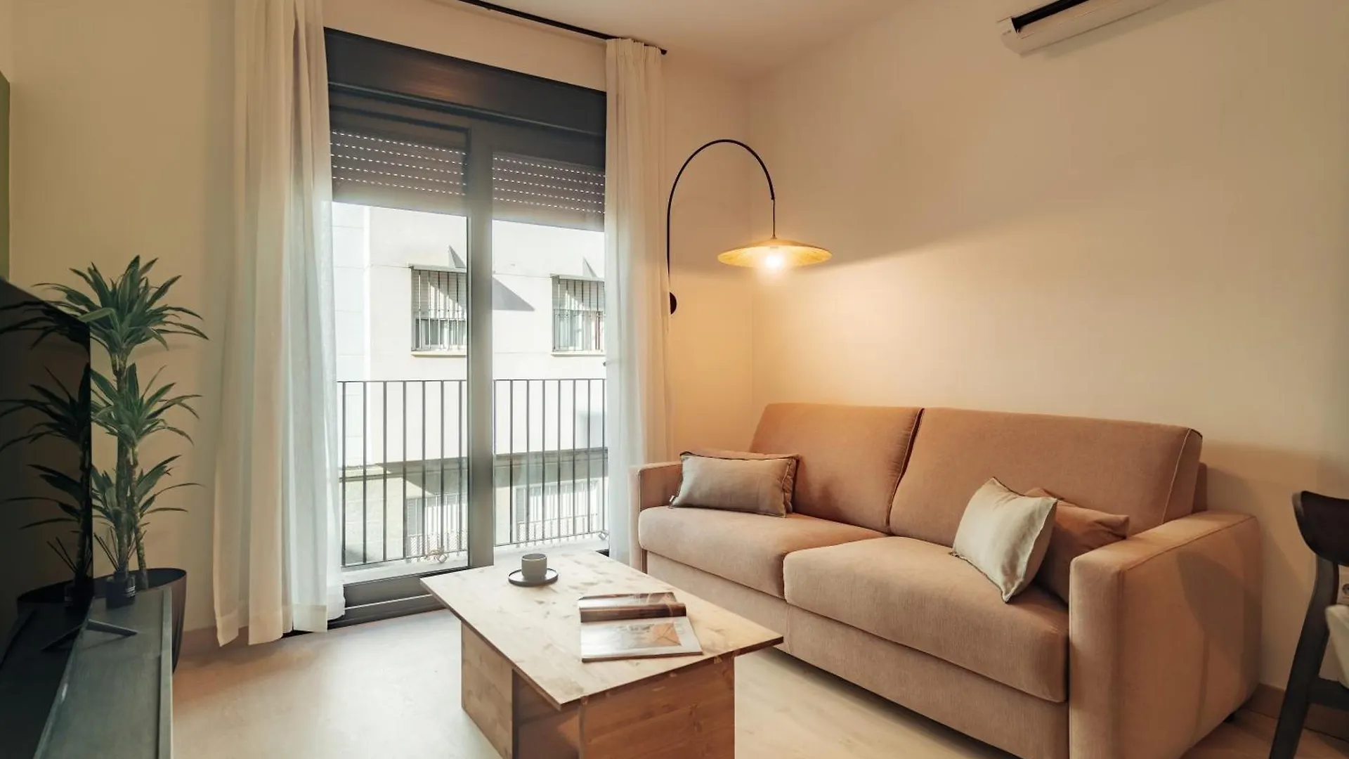 Los Olivos Apartments By Olala Homes Siviglia