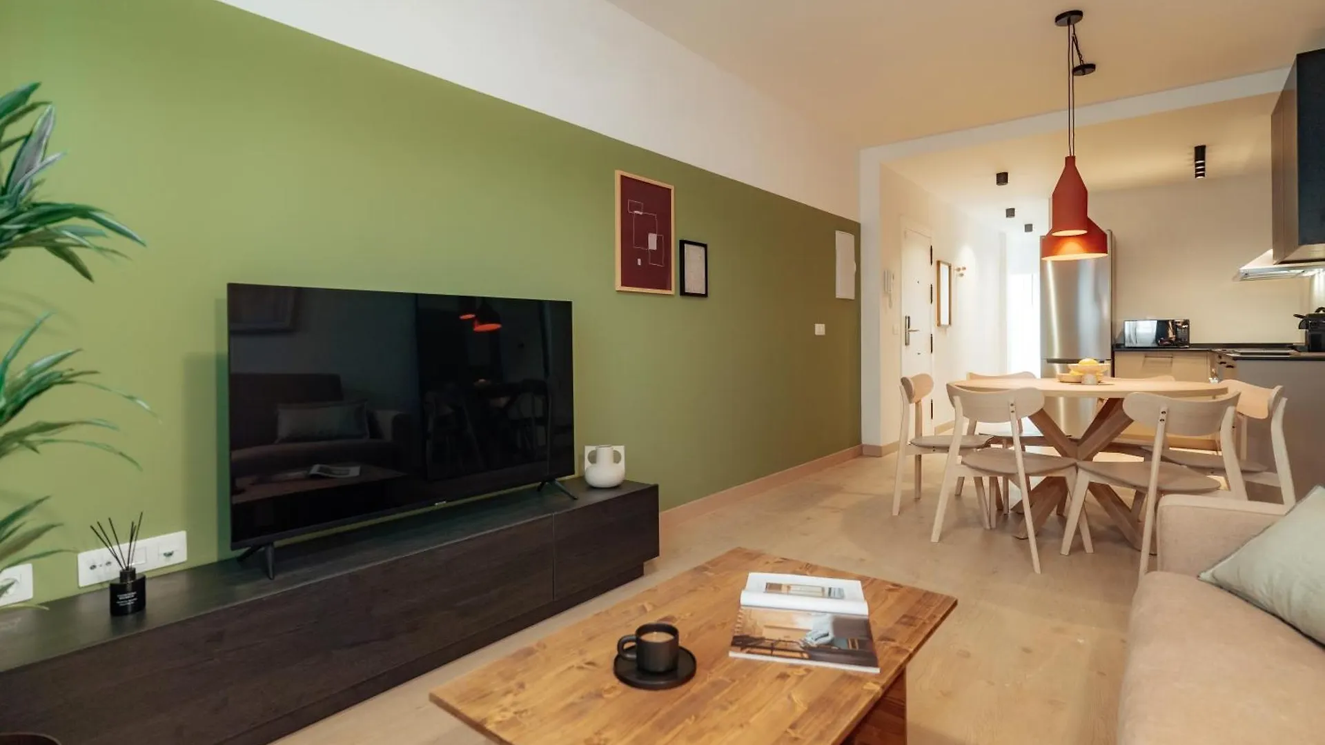 Los Olivos Apartments By Olala Homes Sewilla